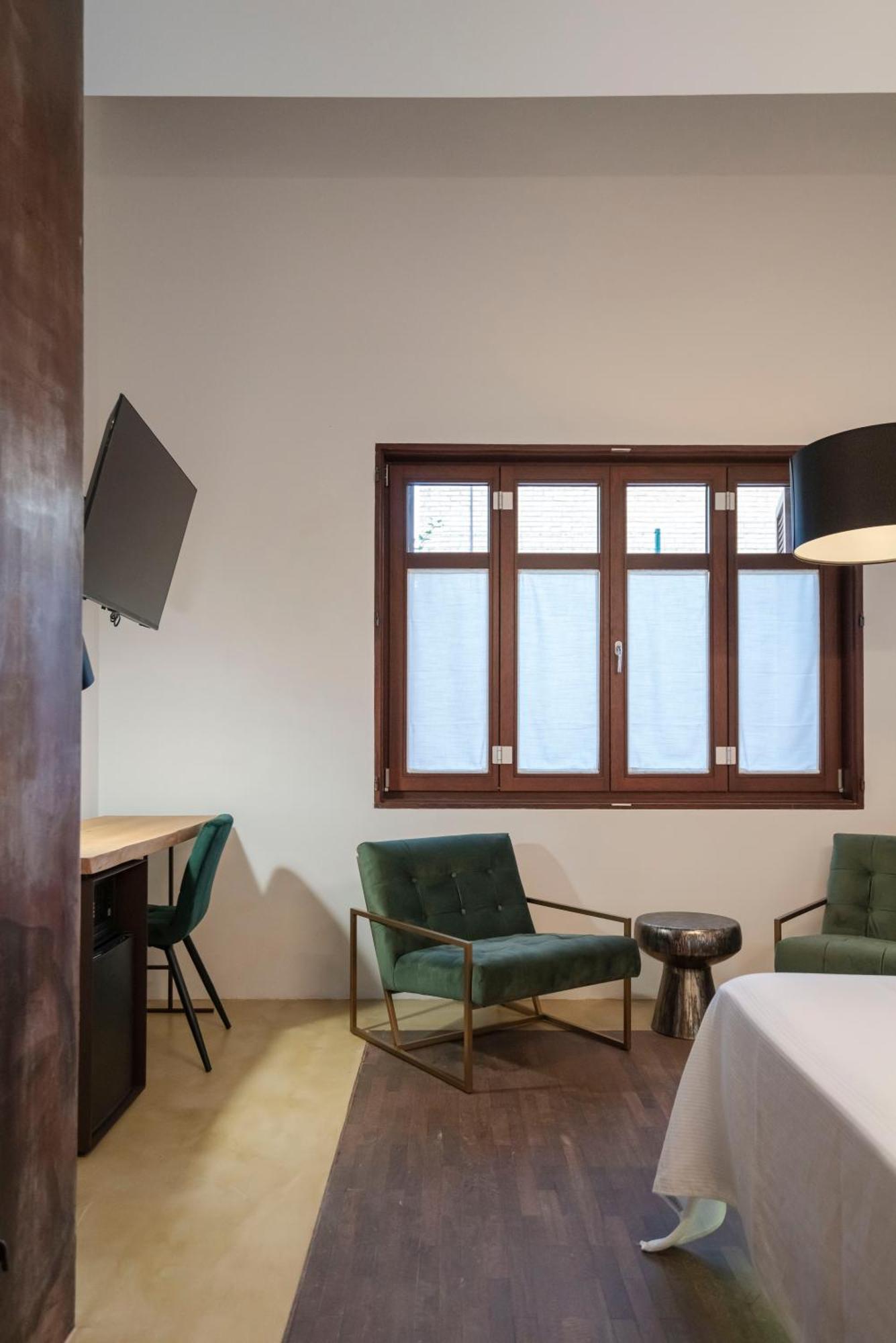 La Moderna Suites Málaga Exterior foto