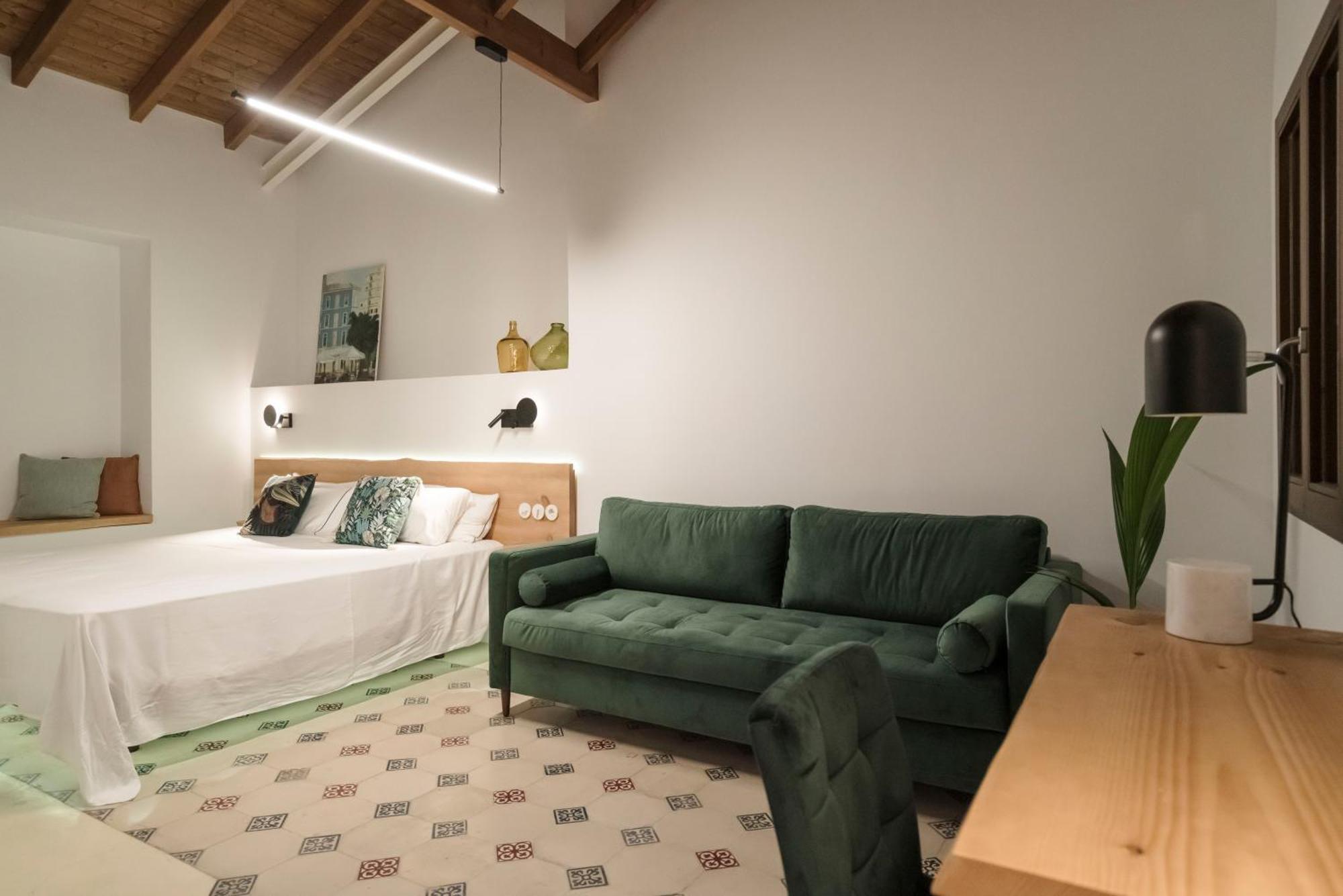 La Moderna Suites Málaga Exterior foto
